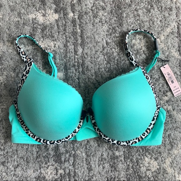 Victoria’s Secret Padded Bra 32D - Picture 1 of 3